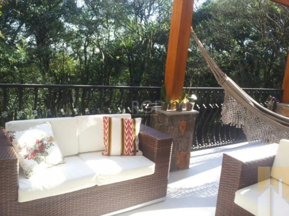 Imagem Casa Condominio para Venda - 327.75m², 3 dormitórios, sendo 3 suites, 3 vagas - Floresta