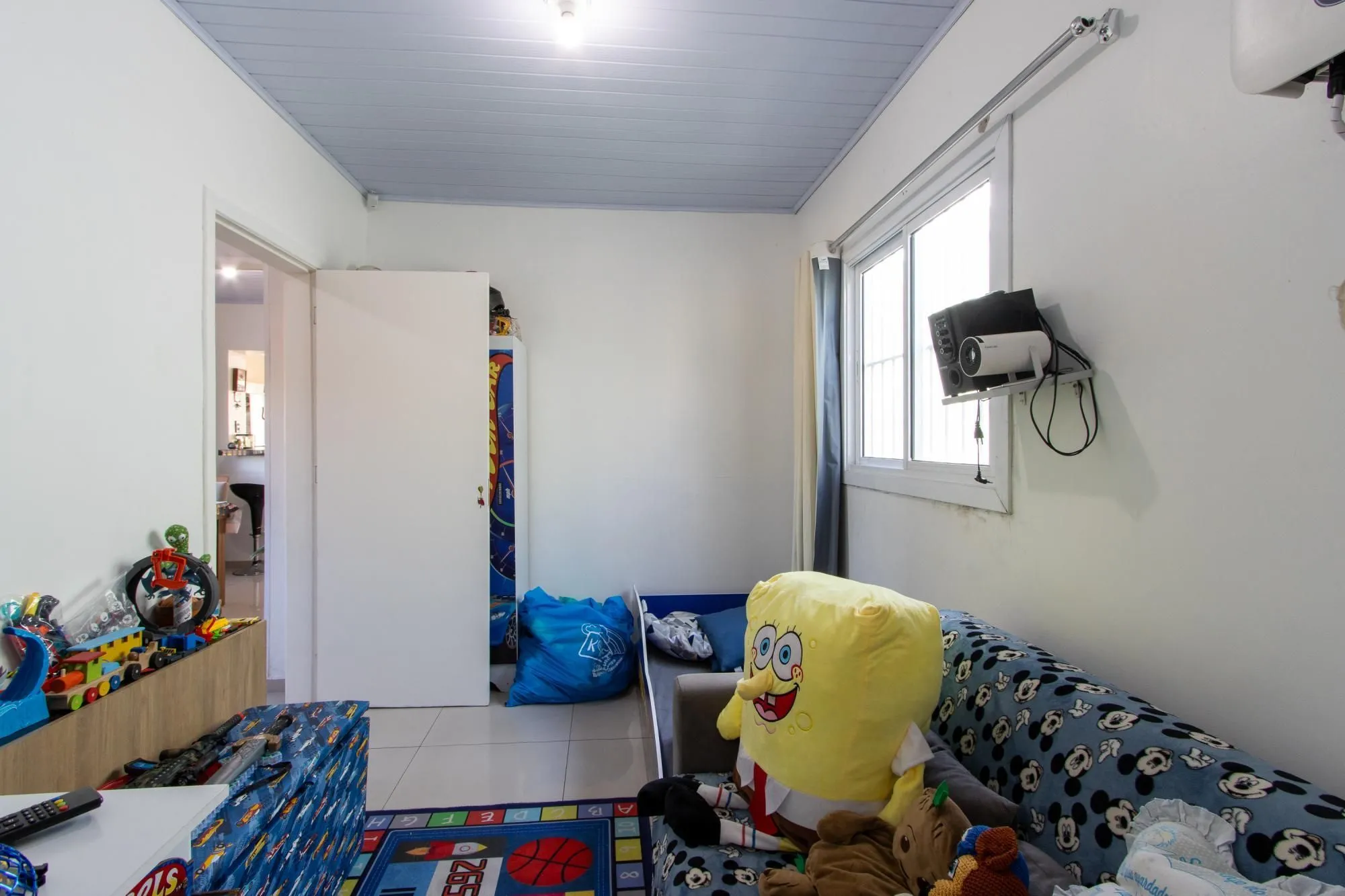Imagem Casa para Venda - 134.06m², 3 dormitórios, 5 vagas - Vila Nova