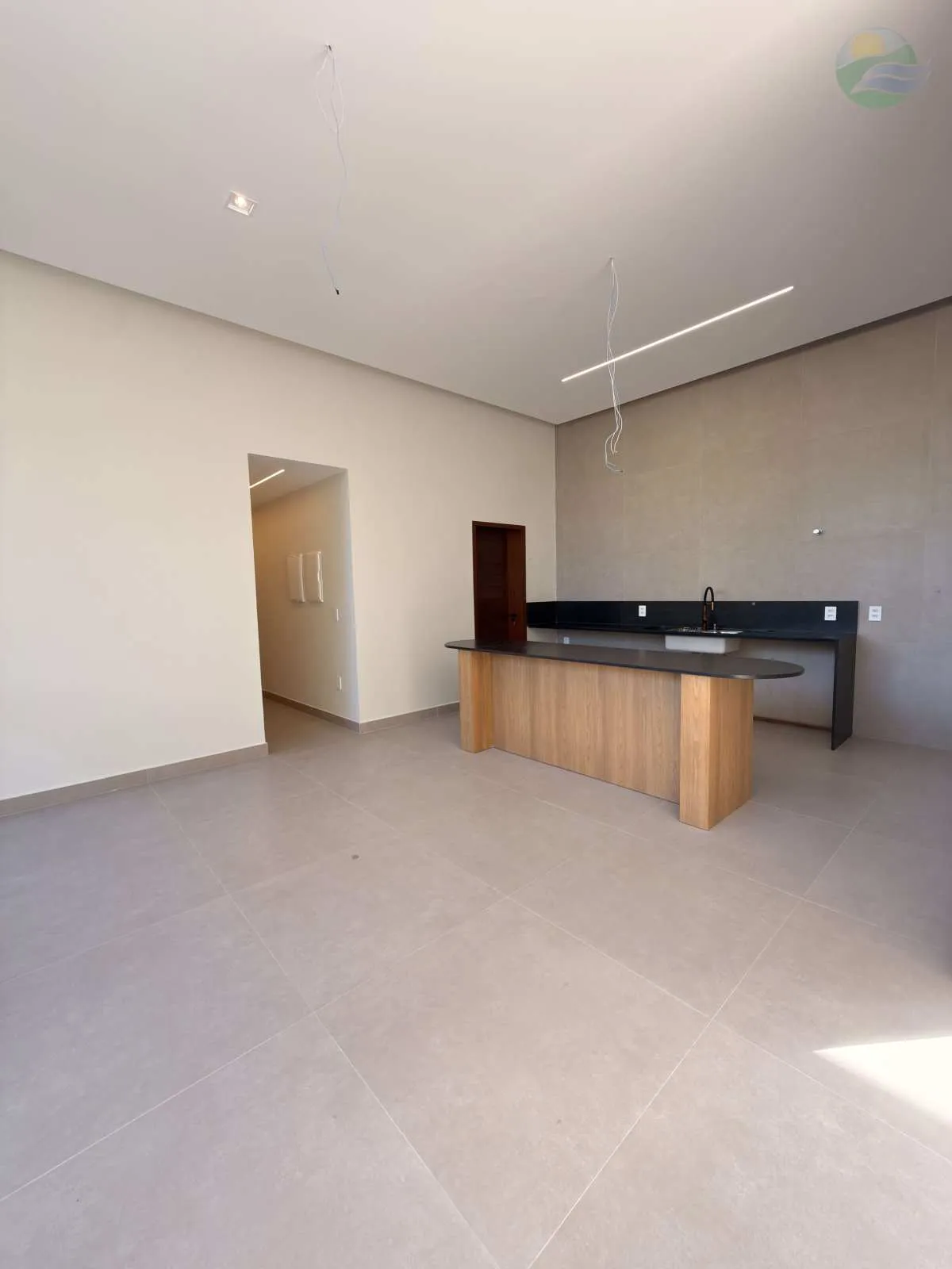 Imagem Casa Duplex 04 Suites para Venda no Portal do Sol, João Pessoa, PB.