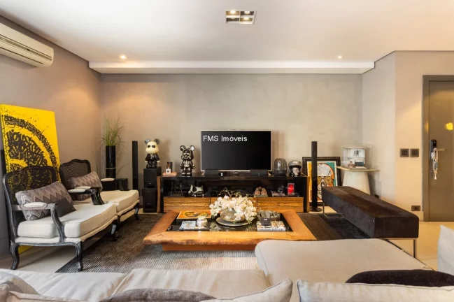 Imagem Apartamento Duplex á venda em Moema com 2 Suítes, 2 Vagas, 163m²