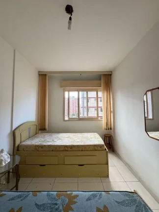 Imagem Apartamento 2 dormitórios, sala 2 ambientes, sacada, mobiliado, imóvel pronto para morar, no Bairro Tupi, Praia Grande, imóvel mobiliado à venda na Imobiliaria Consulte Imoveis.