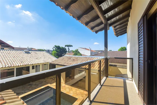 Imagem Casa com 3 Quartos à Venda, 271 m² em Jardim das Américas - Curitiba