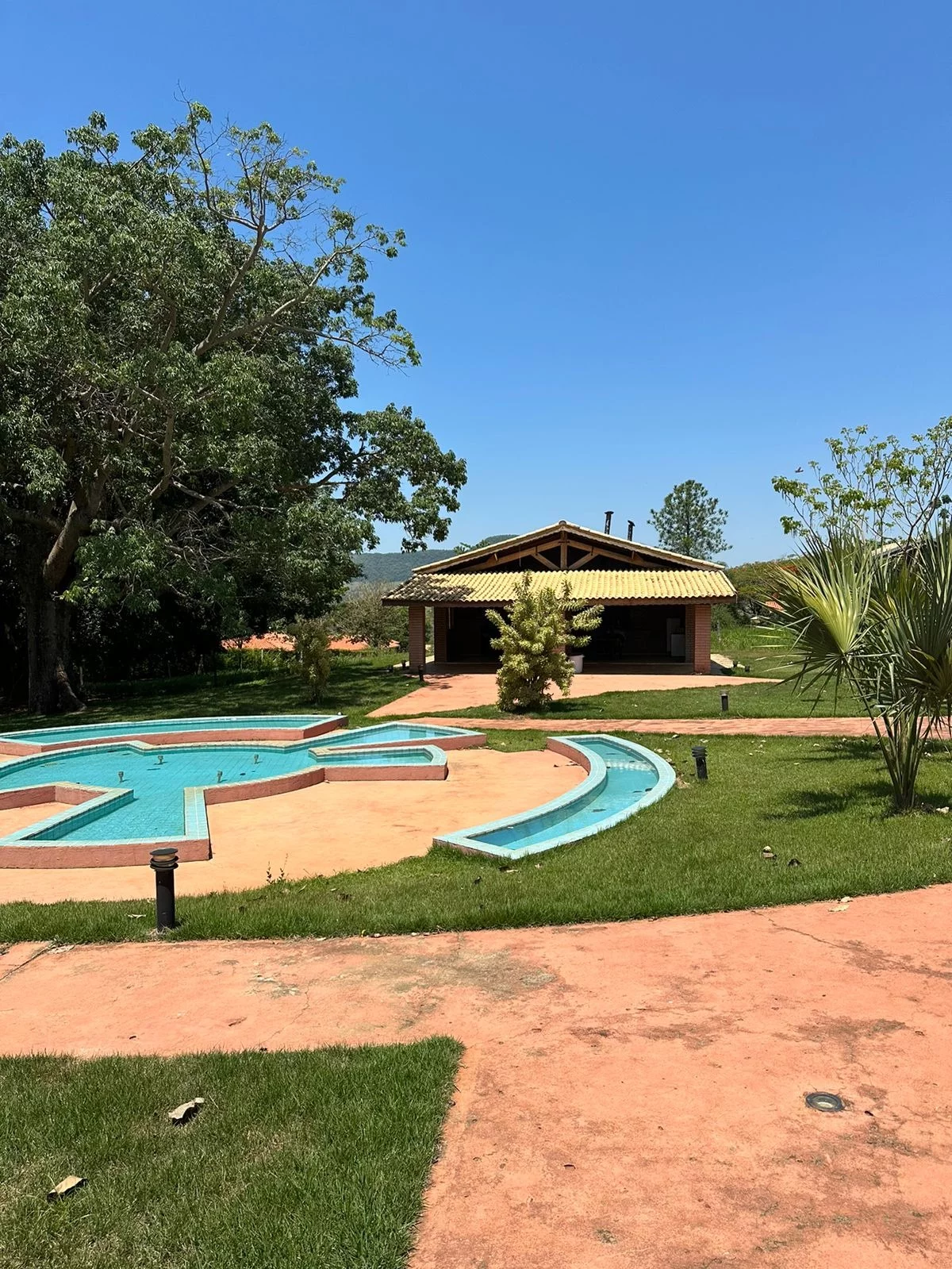 Imagem Terreno à venda Condomínio Fechado em Bofete, SP