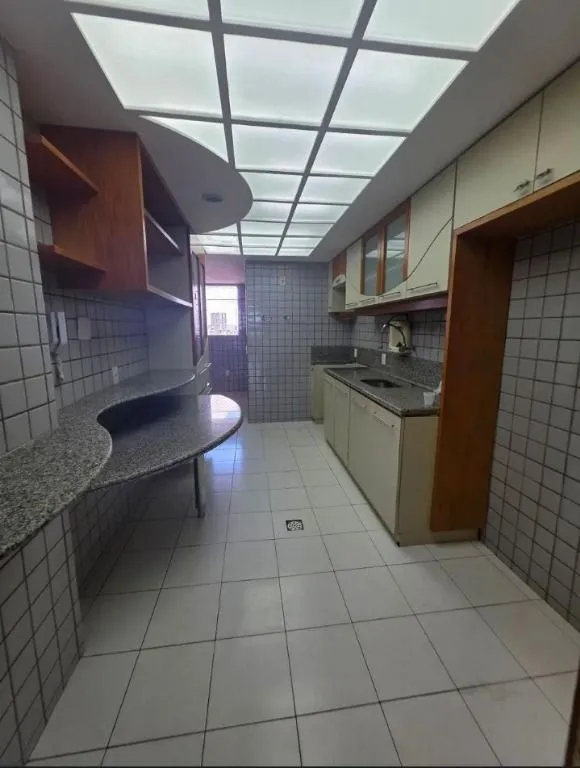 Imagem Apartamento de 130m² no Bessa, com 4 quartos, 2 suítes, 2 vagas, piscina e a apenas 3 quadras do mar no Caribessa.