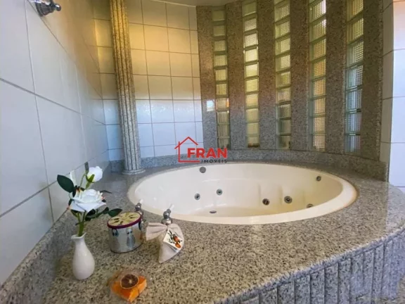Imagem Linda casa de dois pavimentos de Alto Padrão