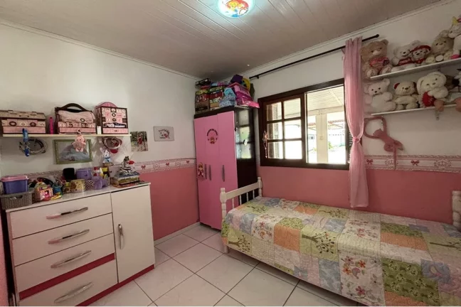 Imagem Casa para venda no bairro Guajuviras em Canoas