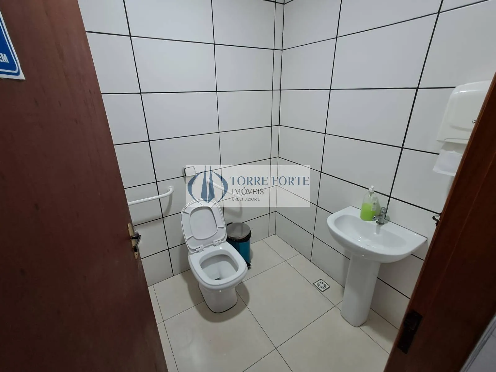 Imagem Salão Comercial com 250m² no Jardim Sapopemba