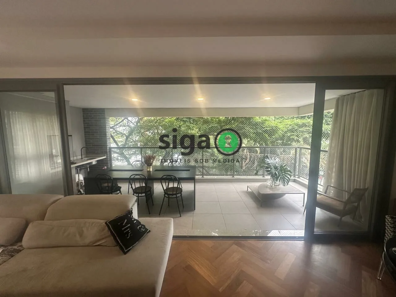 Imagem Apartamento Garden de 180 m2 à venda no Brooklin