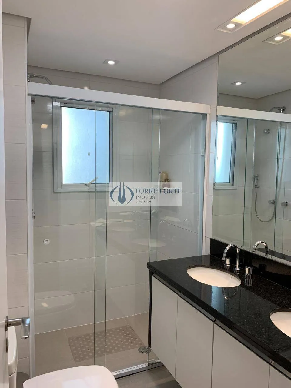 Imagem Apartamento com 3 suites 3 vagas , varanda Gourmet na Vila Gomes Cardim.