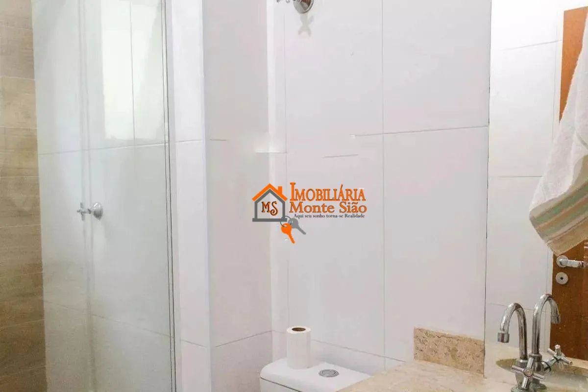 Imagem Casa com 3 dormitórios à venda, 168 m² por R$ 767.000,00 - Jardim Rizzo - Guarulhos/SP