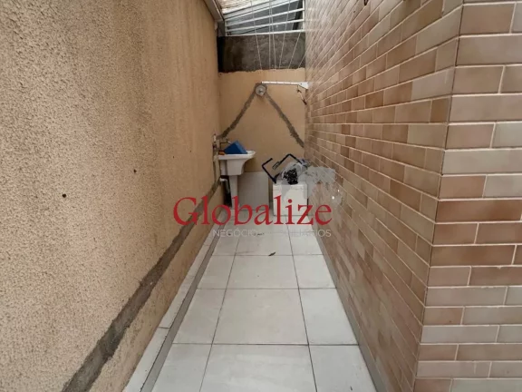 Imagem Casa sobreposta baixa 2 dormitórios (1 Suíte ), 70m² à venda por R$380.000,00