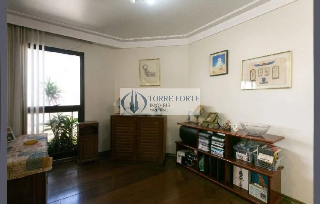 Imagem Apartamento 156 m², 4 dormitórios, 1 suíte com banheira , 2 garagens