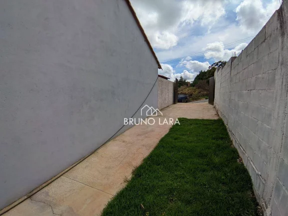 Imagem Casa com 2 dormitórios à venda, 60 m² por R$ 220.000,00 - Nossa Senhora da Paz - São Joaquim de Bicas/MG