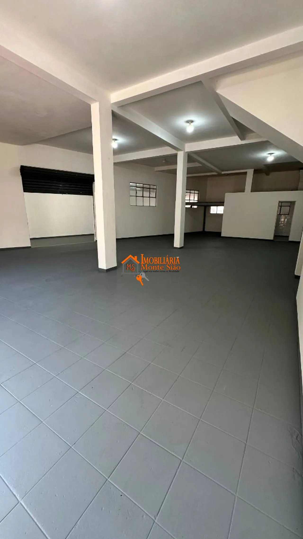 Imagem Salão para alugar, 250 m² por R$ 6.205,00/mês - Vila das Palmeiras - Guarulhos/SP