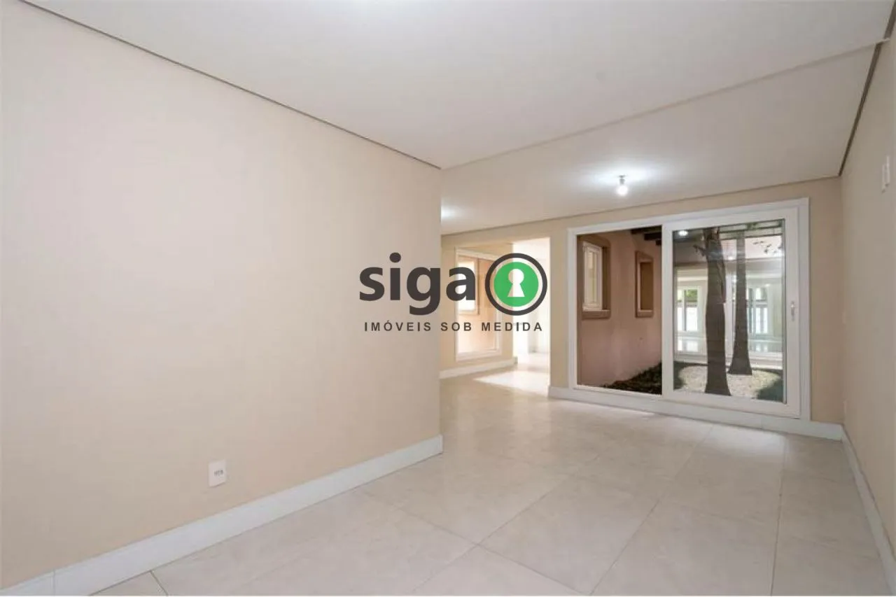 Imagem Linda casa nos Jardins à venda de 724m2 área construída, 4 suítes 3 vagas de garagem