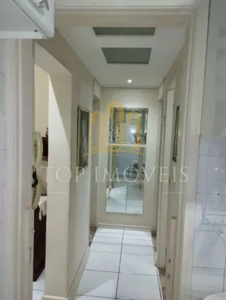 Imagem APARTAMENTO À VENDA | 2 DORMITÓRIOS – SÃO DIMAS | EXCELENTE LOCALIZAÇÃO! Você encontrou o seu novo lar! Localizado no charmoso e tradicional bairro São Dimas, este apartamento une praticidade, conforto e segurança em um só lugar.