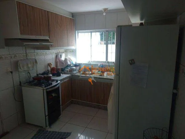 Imagem Sobrado com 5 dormitórios à venda por R$ 424.000,00 - Vila Rio de Janeiro - Guarulhos/SP
