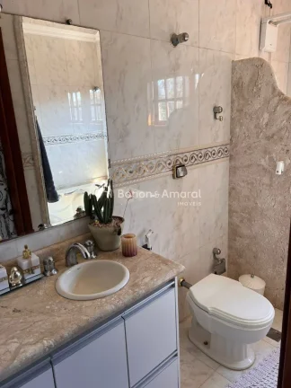 Imagem Terreno: 321 m²
Construção: 252 m²
Documentação: Totalmente regularizada

Características do ...