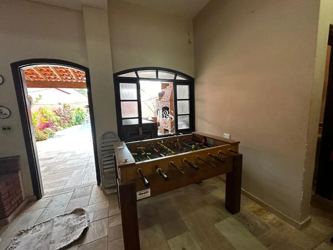 Imagem CASA TÉRREA COM PISCINA E EDÍCULA ASSOBRADADA A 100 METROS DA PRAIA SUARÃO ITANHAÉM