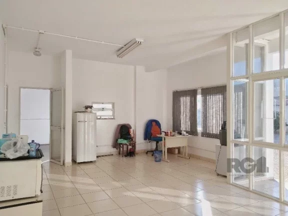 Imagem Galpão/Pavilhão para venda no bairro Anchieta em Porto Alegre