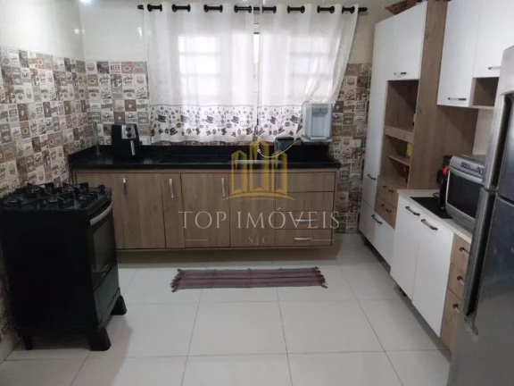 Imagem Casa Bem Espaçosa à Venda em Santana – São José dos Campos! 3 dormitórios | 1 suíte | Garagem para até 5 carros! Você e sua família merecem mais conforto, espaço e tranquilidade!