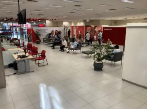 Imagem Loja comercial com 4012m² no Centro de Santos/SP.