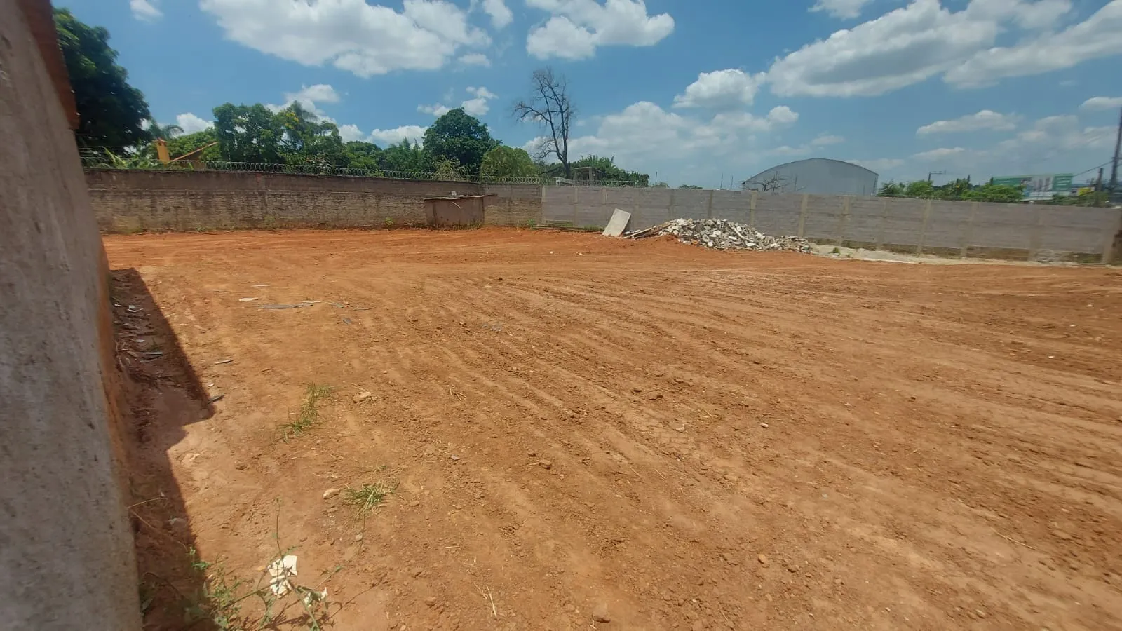 Imagem Excelente Galpão com 360m² Chacara Reunidas São Jorge-Sorocaba/SP