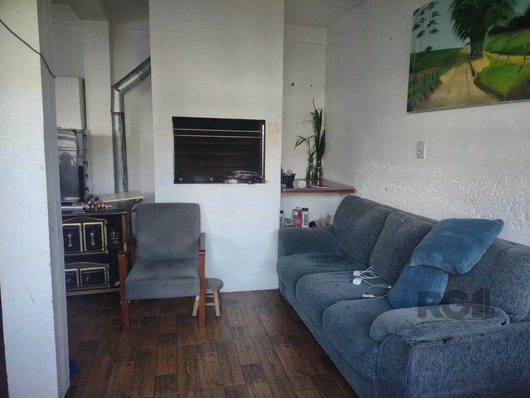 Imagem Casa com 250m², 2 quartos, 1 suite, edícula, no bairro Nonoai