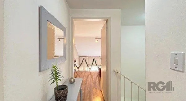 Imagem MAGNÍFICA CASA EM LOCALIZAÇÃO PRIVILEGIADA - TRANQUILIDADE E CONFORTO