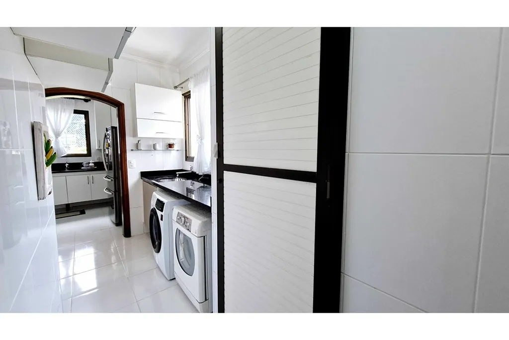Imagem Apartamento à venda em São Paulo, Campo Belo, com 4 quartos, 240m2