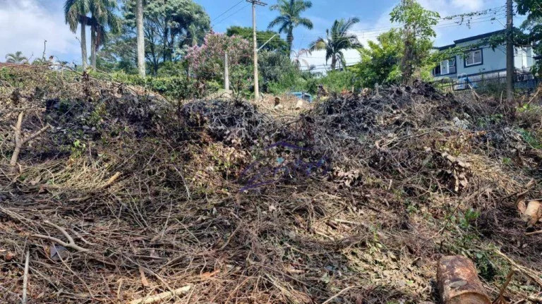 Imagem Terreno à venda, 1405 m² - Condomínio Jardim Algarve - Cotia/SP