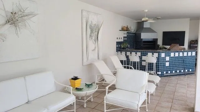 Imagem Crystal Lake: casa duplex 600 m² e 4 quartos
