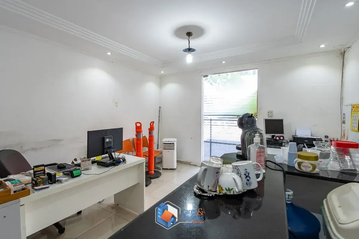 Imagem Sobrado para venda em Vila Congonhas com 4 quartos, 398m²