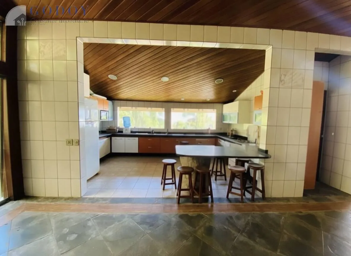 Imagem Residência de Alto Padrão no Condomínio Ponta das Toninhas - Ubatuba/SP