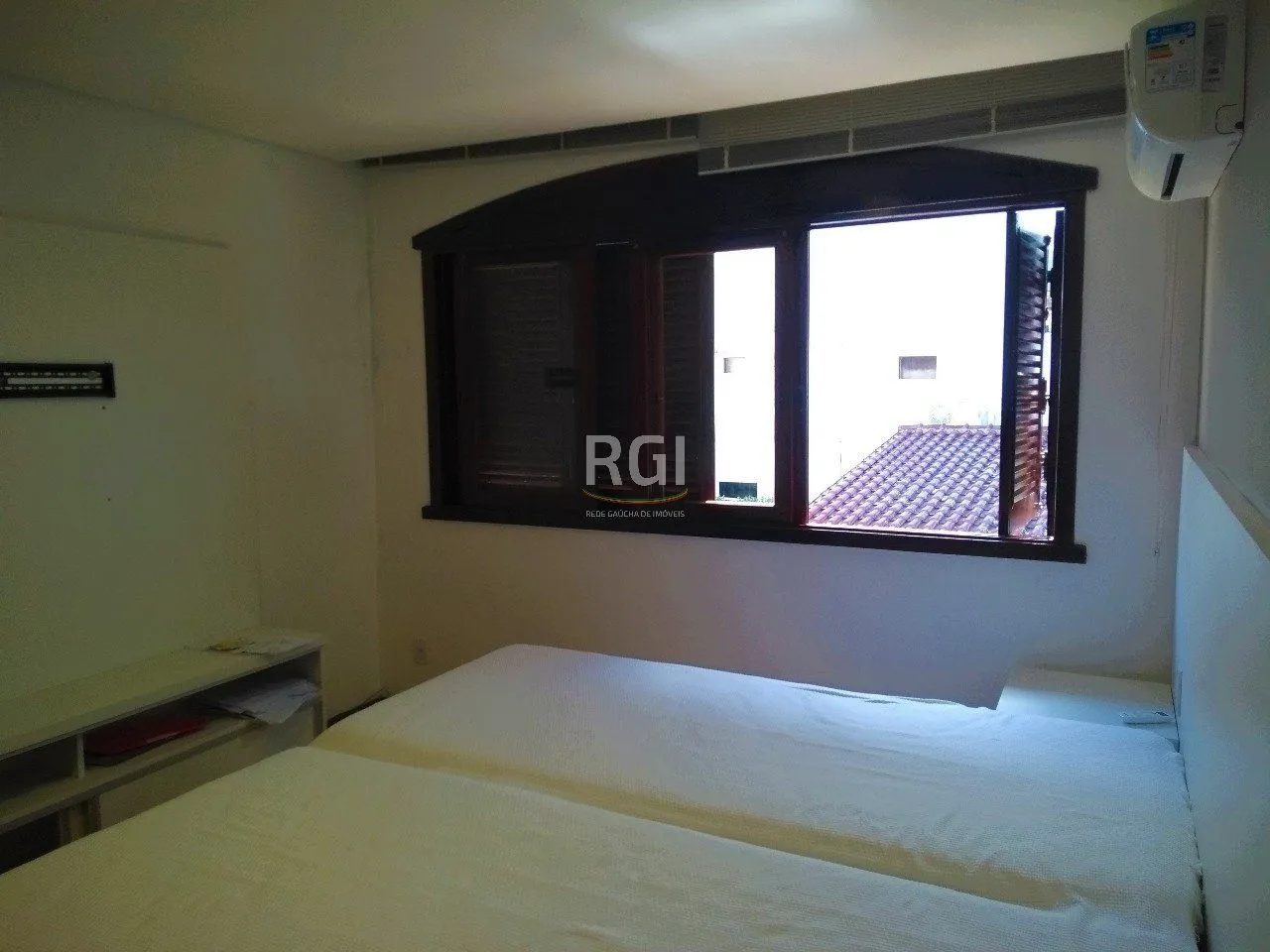 Imagem Casa para Venda - 175m², 4 dormitórios, sendo 2 suites, 2 vagas - Santa Cecília