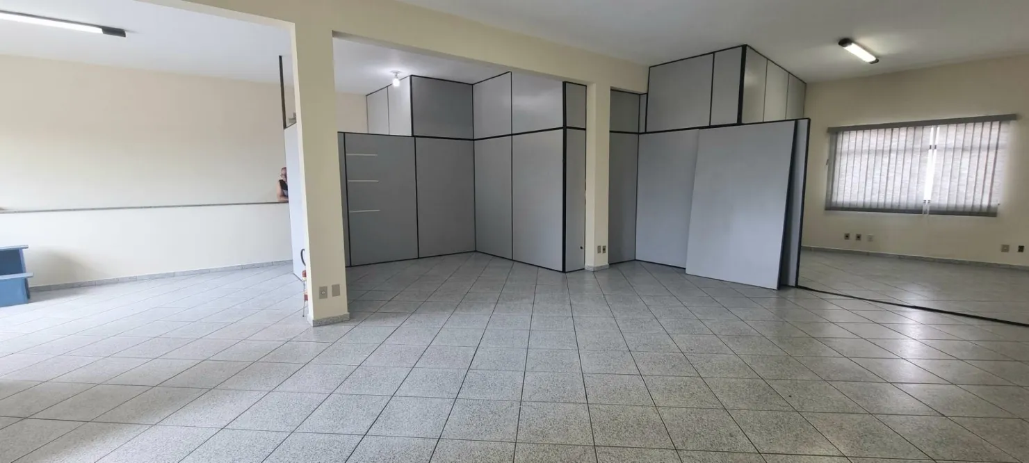 Imagem Prédio Comercial Completo com 3 Pisos, Elevador, Acesso Facilitado e Localização Estratégica para Seu Negócio