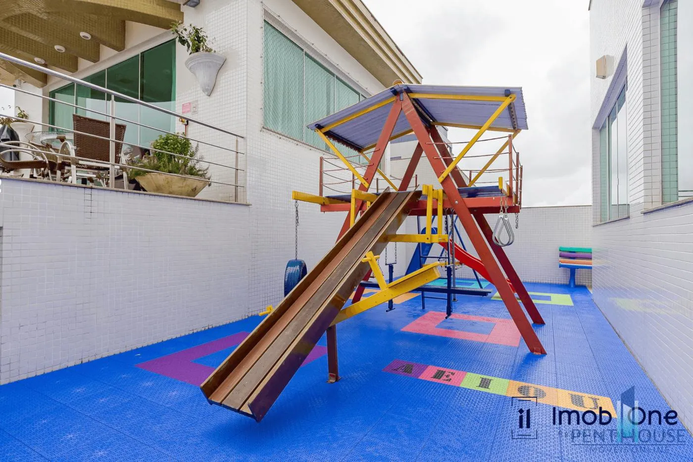 Imagem Apartamento Zona Central para Venda em Balneário Camboriú, CENTRO, 3 dormitórios, 1 suíte, 3 banheiros, 2 vagas