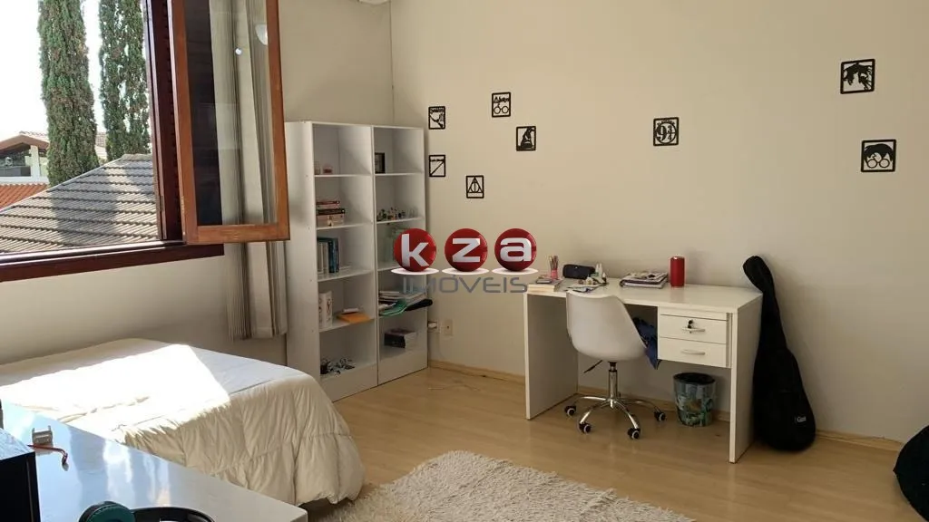 Imagem Imperdível! Casa de alto padrão em condomínio na cidade de Campinas-SP, bairro Condomínio Estância Paraíso: 4 quartos, 4 suítes, 3 salas, 6 banheiros, 6 vagas de garagem, 580m².