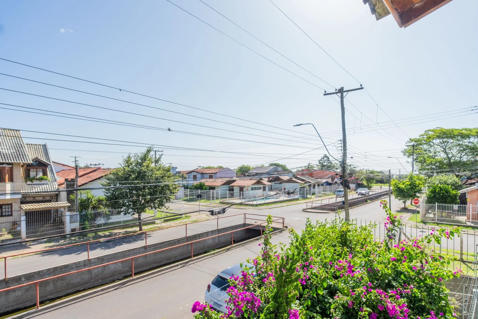 Imagem Casa em condomínio de 105m² - 2 dormitórios e 1 vaga no bairro Guarujá