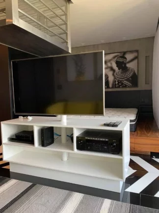 Imagem Flat disponível para locação no VHouse por JFL Living, com 48m², 1 dormitório e 1 vaga de garagem