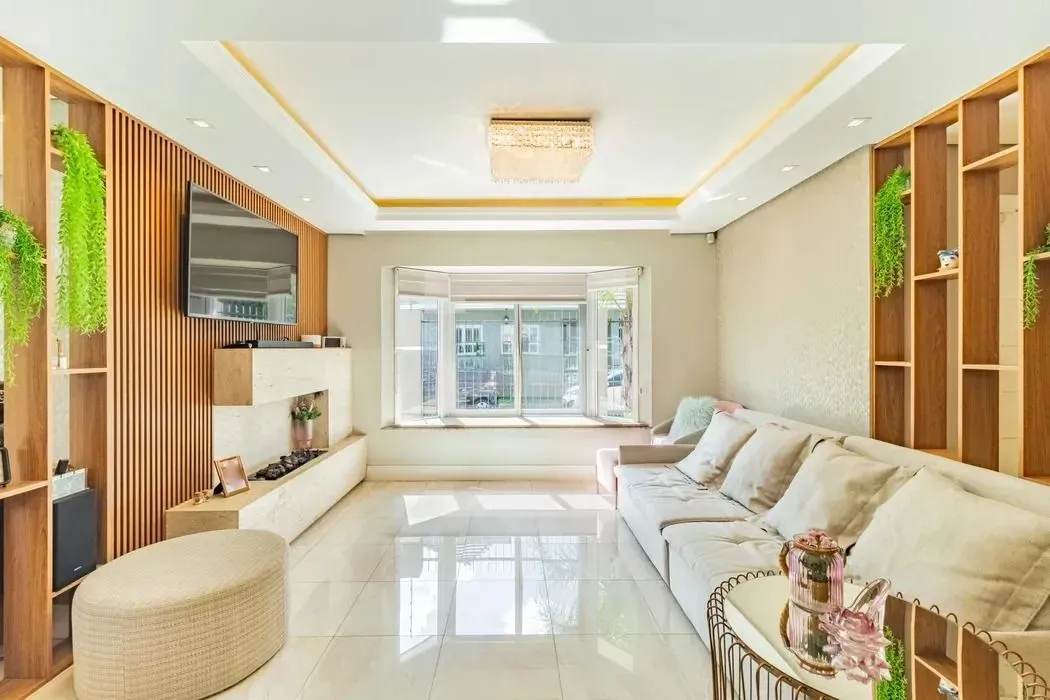 Imagem Casa térrea com 3 dormitórios, suíte e 2 vagas.
