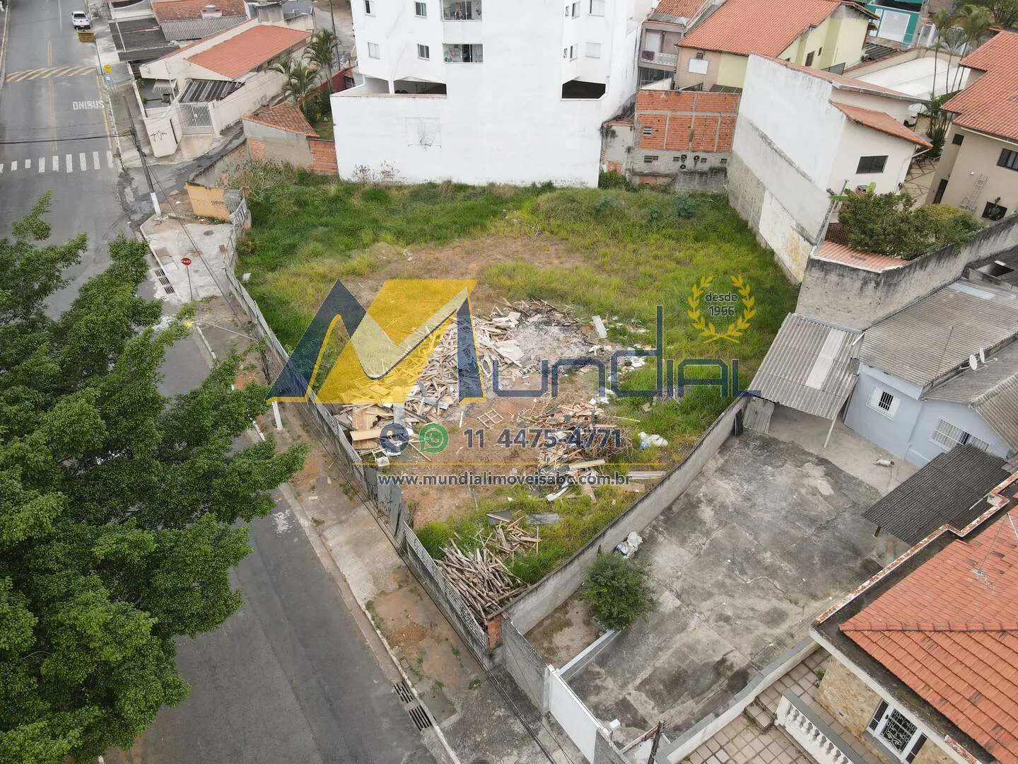 Foto do imóvel "Procurando espaço? Esse terreno em Santo André pode ser a solução que faltava pro seu negócio!"