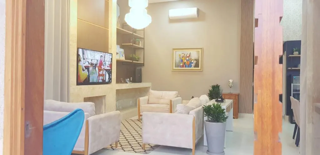 Imagem Casa em Condominio 4 Dormitórios - Bairro Atlantida