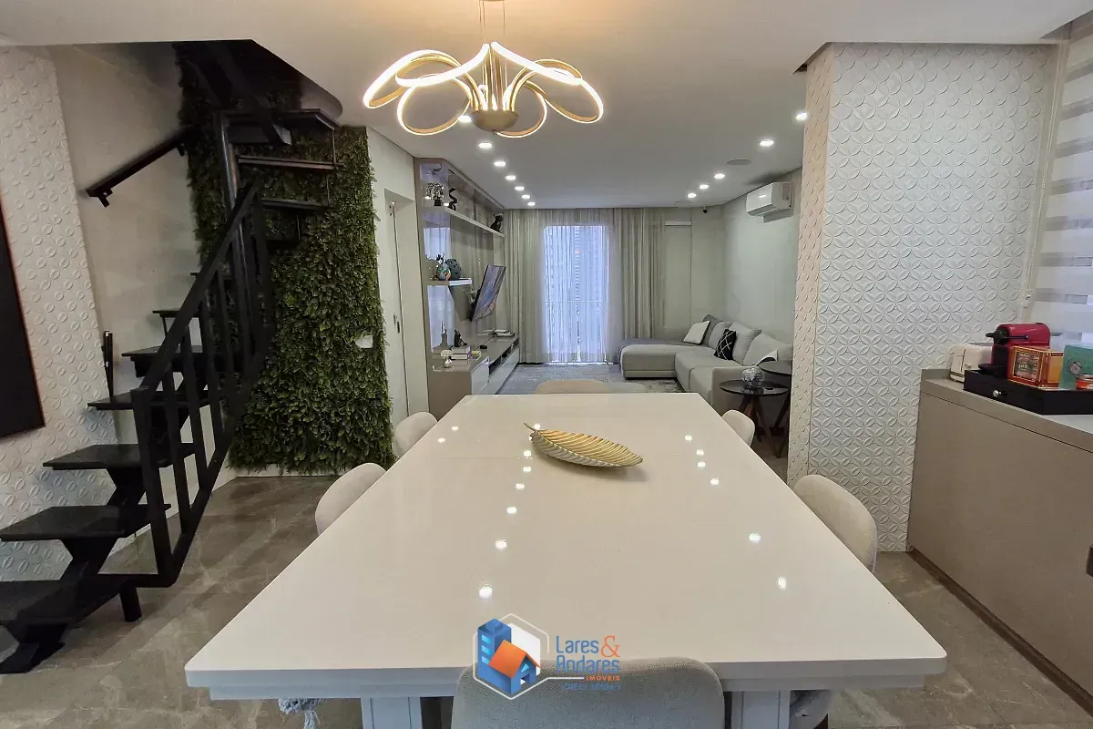 Imagem Triplex para venda em Santana com 2 quartos, sendo 2 suítes, 112m²