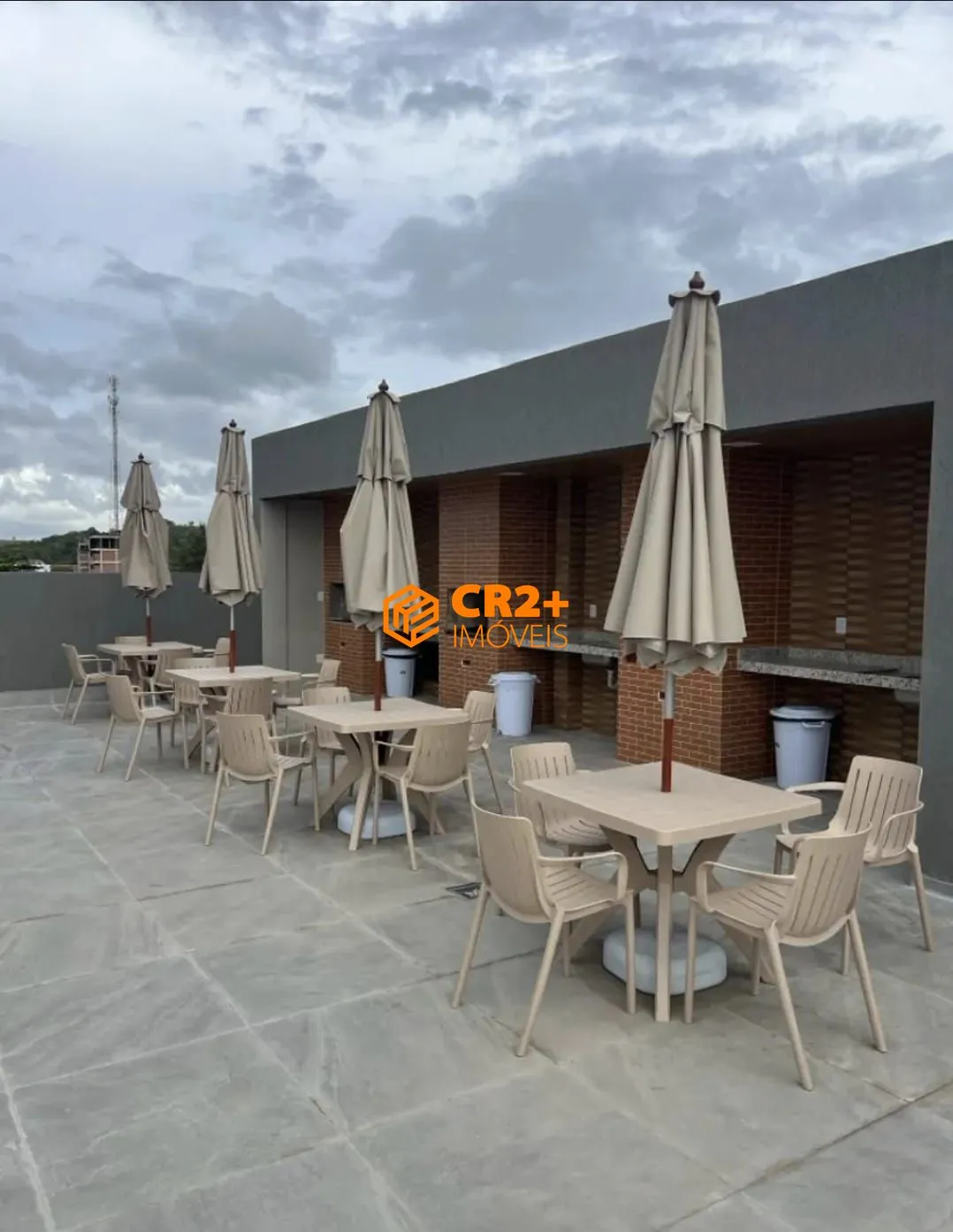 Imagem Vendo flat com 34m², Porteira fechada em Tamandaré