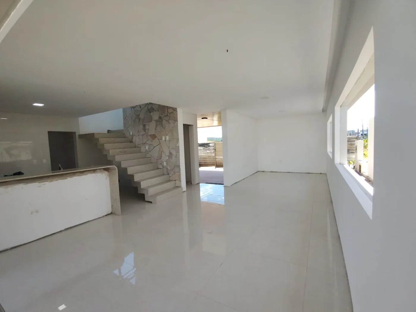 Imagem Casa em Condomínio para Venda em Marechal Deodoro, 3 dormitórios, 3 suítes, 4 banheiros, 2 vagas