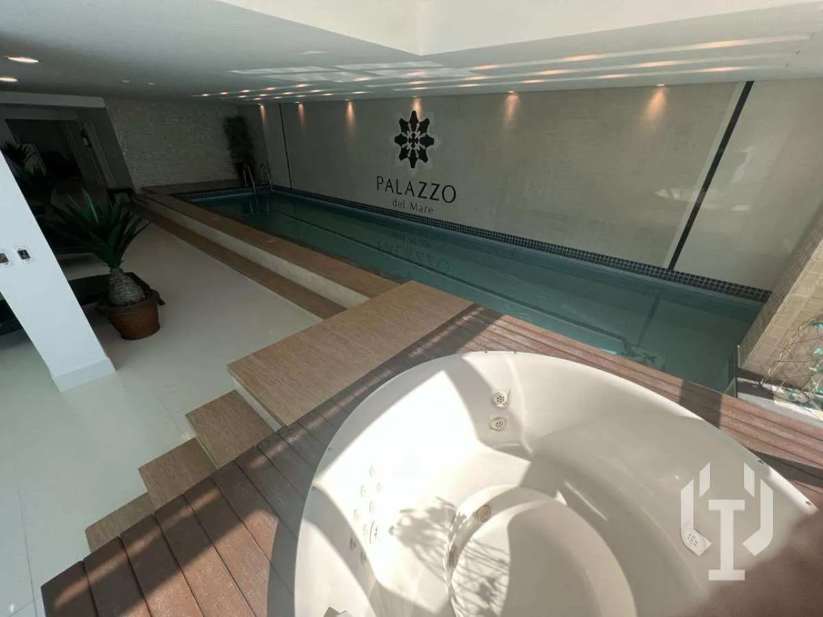 Imagem Apartamento à venda, no PALAZZO DEL MARE em Itapema, Meia Praia, com 4 quartos, 240m2