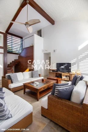 Imagem Casa em Condomínio para Temporada em Armação dos Búzios / RJ no bairro Manguinhos