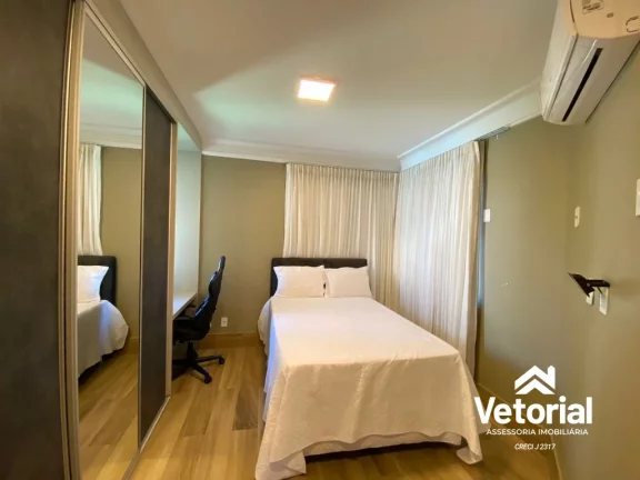 Imagem Casa de luxo à venda em Barreiras-BA, bairro Renato Gonçalves: 4 quartos, 3 suítes, 3 salas, 2 banheiros, 4 vagas, 400m². Confira!