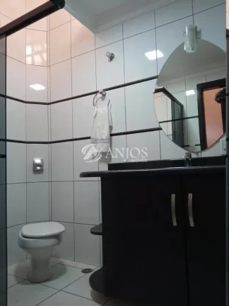 Imagem CASA Á VENDA, ACEITA FINANCIAMENTO, NO JARDIM MARINGA EM SINOP - MT.